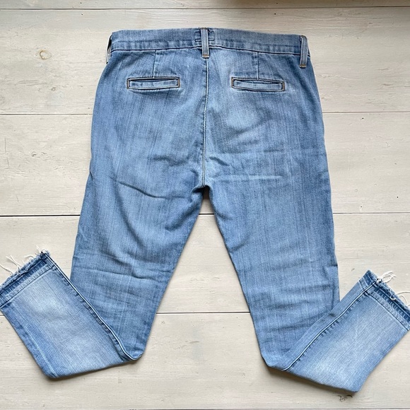 Hudson jeans, Jamie Slim Chino style, frayed hem, size 26, made is USA - Picture 3 of 7